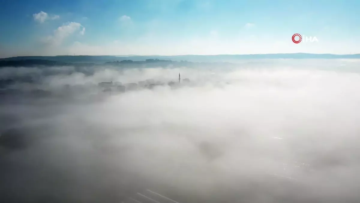 İstanbul’da Sabah Sisinin Kartpostallık Güzelliği